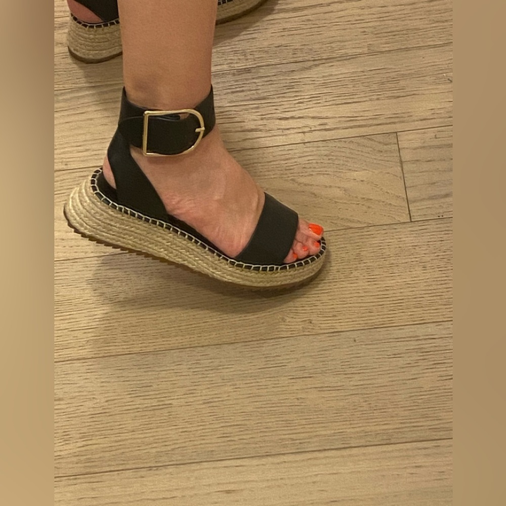 Zara Leather black sandals 35